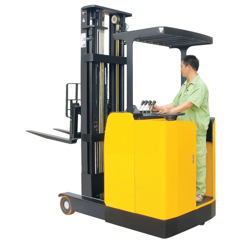 Ayakta Kullanımlı Denge Ağırlıklı Reach Truck (REV15ST) 1500 kg 3000-6200 mm
